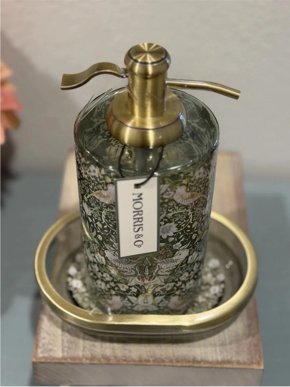New Morris & Co Heavy Glass Green Strawberry Thief Soap Dispenser & Soap Dish